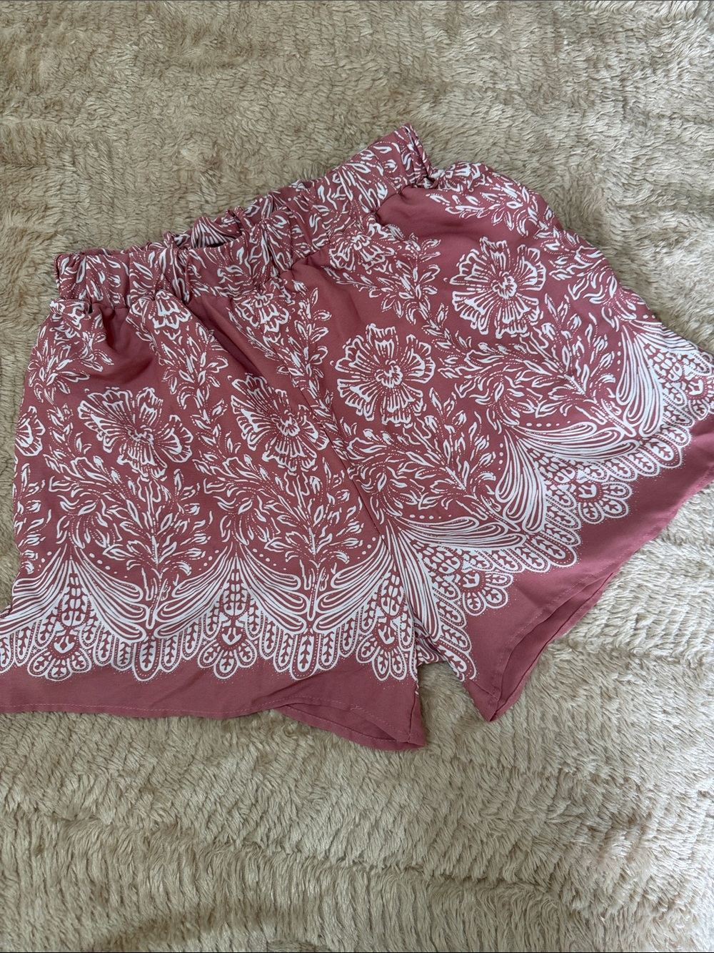 white birch Rose Floral Print Elastic Waist Lounge Shorts